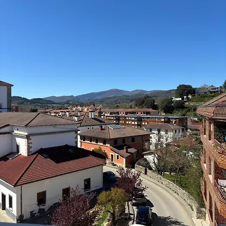 Centrico Espacioso Y Muy Luminoso Apartman