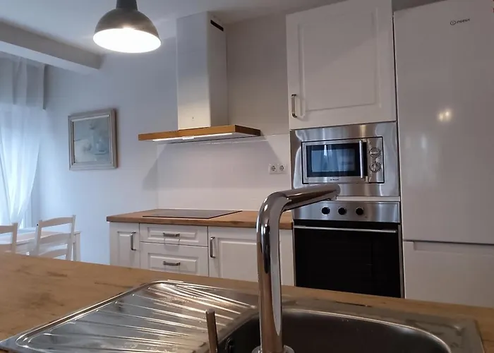 Centrico Espacioso Y Muy Luminoso *